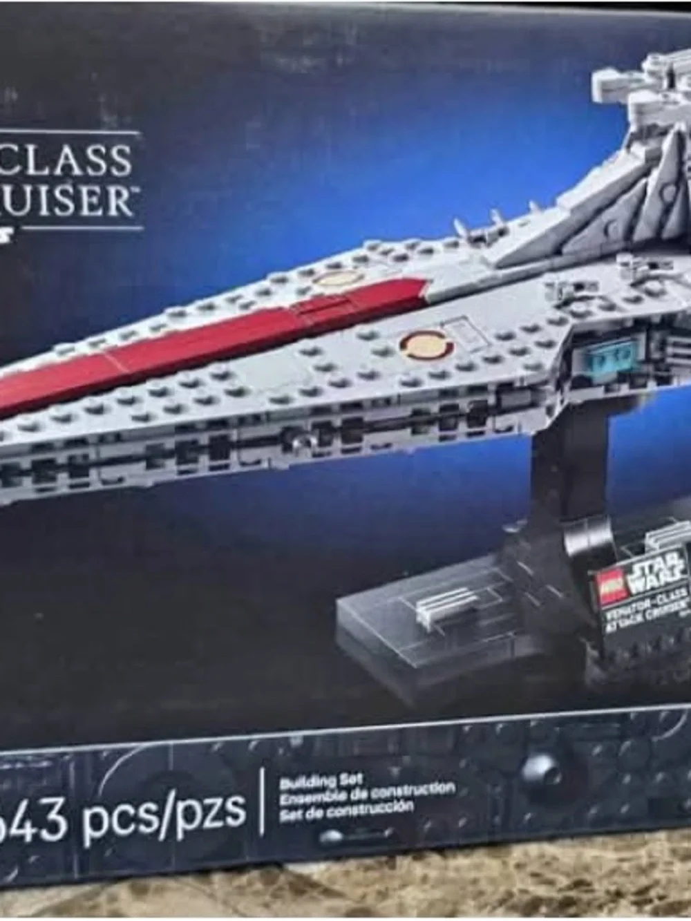 LEGO Star Wars Venator-Class Attack Cruiser - Gray, Red, Black